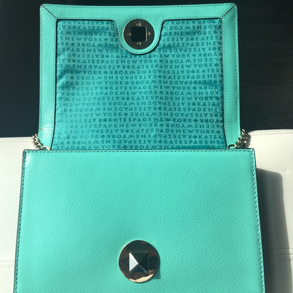Kate Spade leather crossbody turn lock closure - Picture 5 of 8